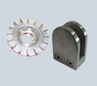 ��������T��